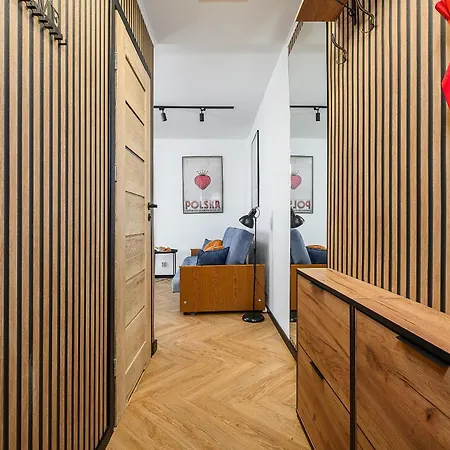 P&o Piwarskiego - Mokotów * Varsovia