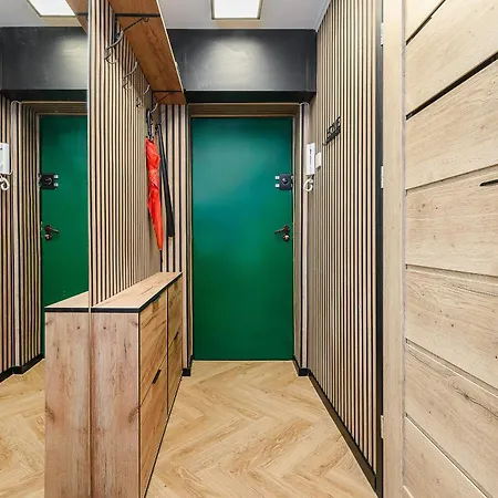 P&o Piwarskiego - Mokotów