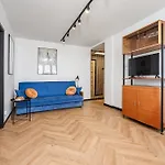 Apartment P&o Piwarskiego - Mokotow